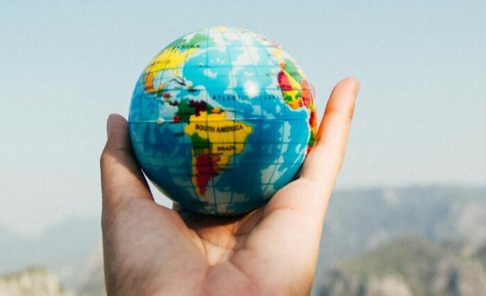 Ouverture à l’international : focus sur le Canada et les initiatives francophones