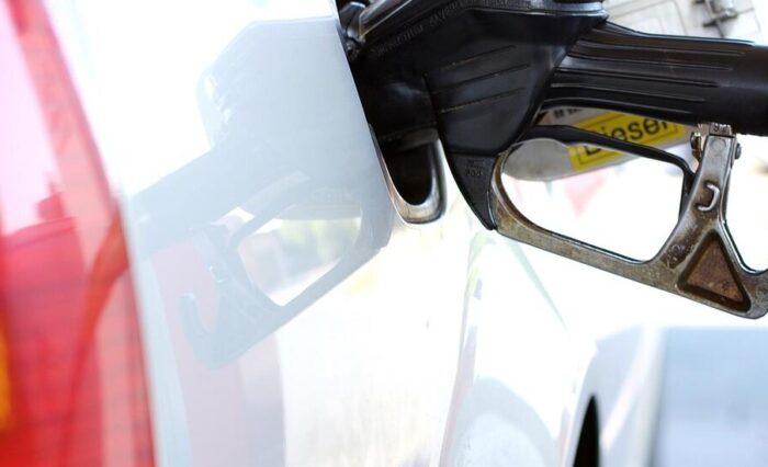 Prix du carburant : le gouvernement déploie un soutien ciblé